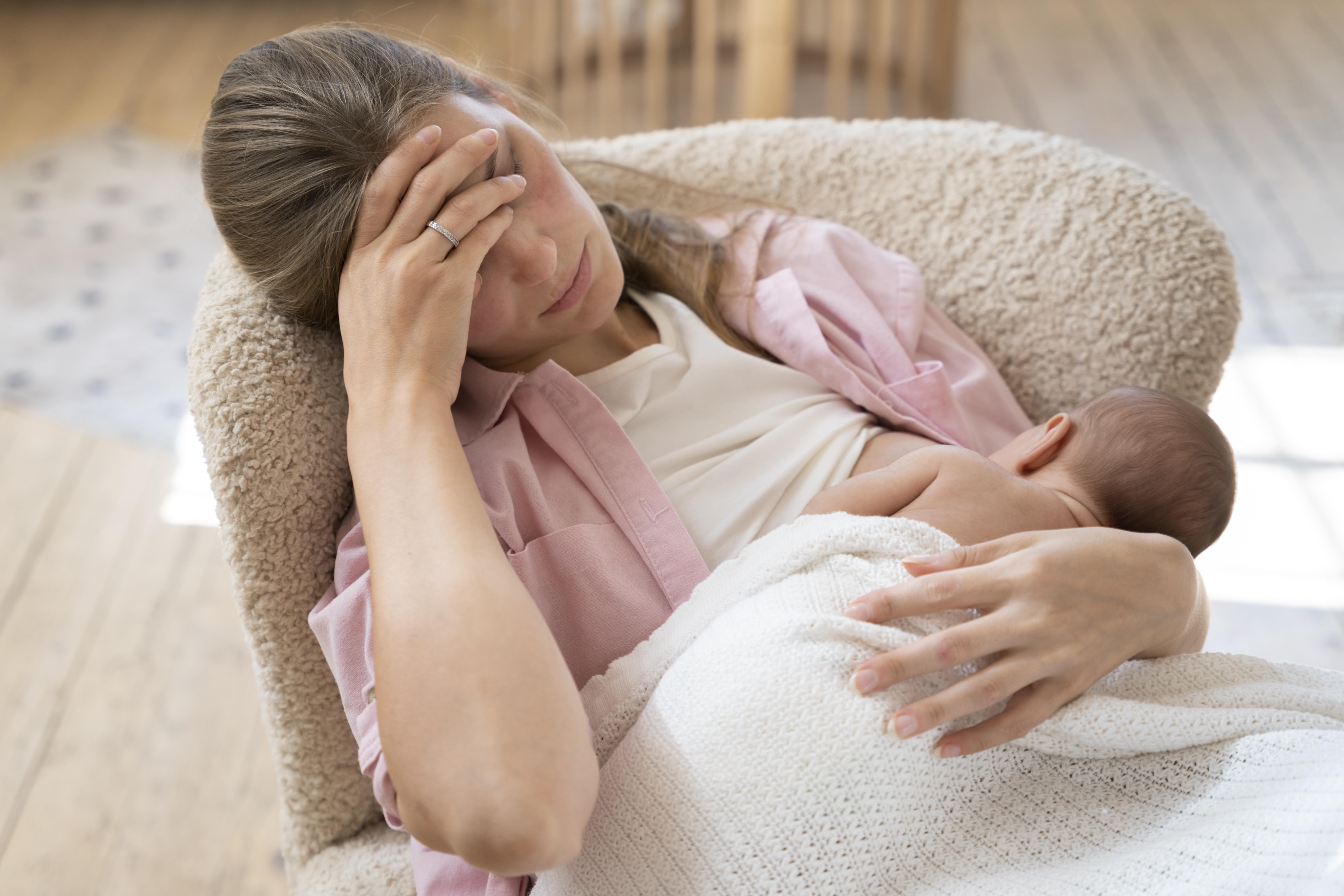 Por que precisamos falar sobre a saúde mental das mães